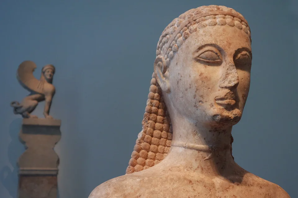 New York Kouros, detail of head | Marble Statue of a ...