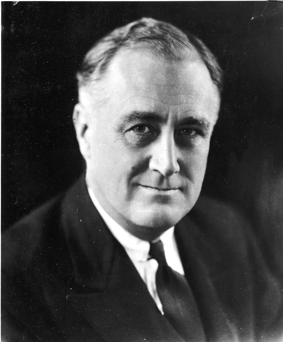 File:Franklin D. Roosevelt - NARA - 196715.jpg